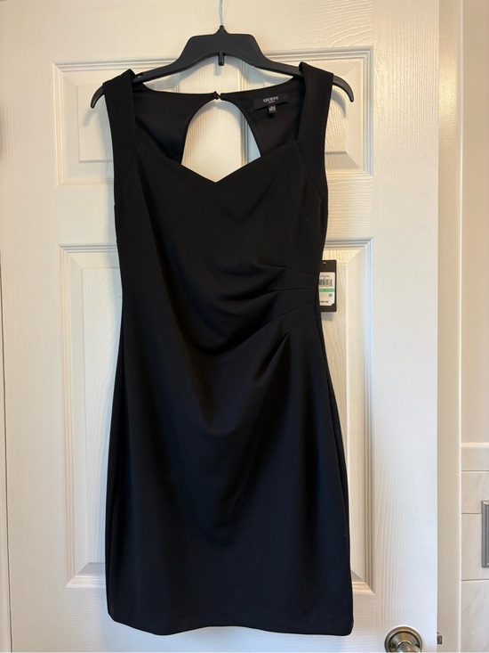 Guess Dresses & Skirts - GUESS Black Sleeveless Mini Dress with V-Notch Back WOMENS size 8 NWT